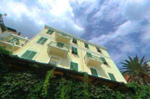 We are continually refining and adding to our portfolio of Nice Places to stay in Italy, so visit our site regularly to find somewhere just that little bit special. All our places to stay are presented with photos and descriptions taken and selected by us personally to give an impression as true to the reality as we can. All places are chosen by our team here in Italy for their combination of price, quality, charm and location. We work in partnership with family run hotels, guest houses and self-catering accommodations. This is NOT an unverified 'web portal' or online directory - we select only those places which we believe make excellent places to base a 1 week holiday or longer.